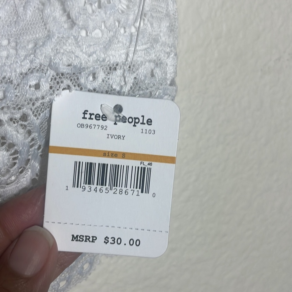 Free People lace camisole - Picture 4 of 5